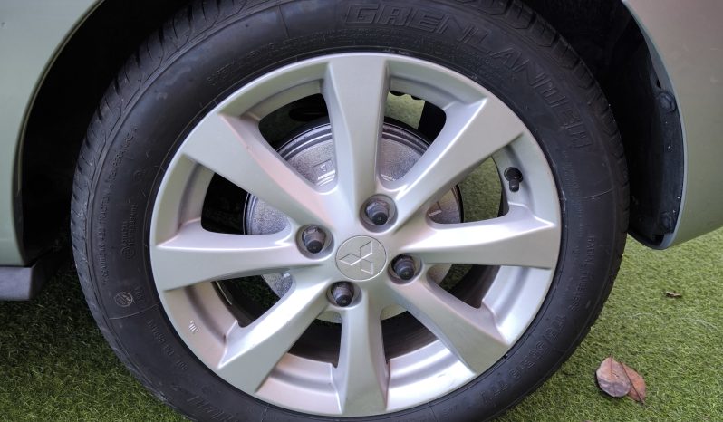 Mitsubishi Space Star 1.2 completo