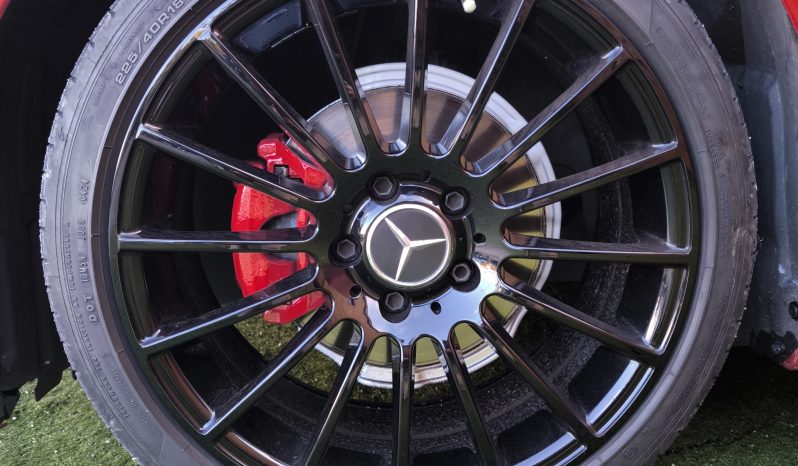 Mercedes-Benz A180 d Pack AMG completo