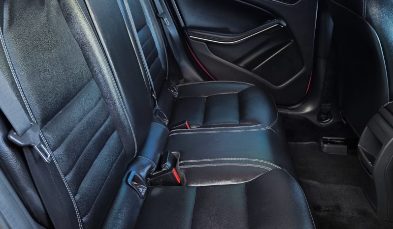 Mercedes-Benz A180 d Pack AMG completo