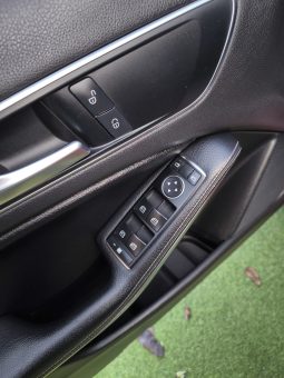 Mercedes-Benz A180 d Pack AMG completo