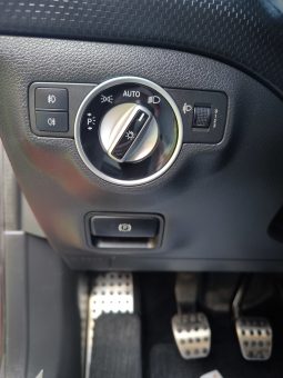 Mercedes-Benz A180 d Pack AMG completo