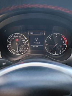 Mercedes-Benz A180 d Pack AMG completo