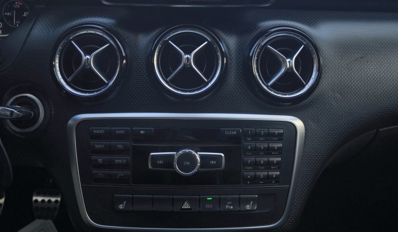 Mercedes-Benz A180 d Pack AMG completo