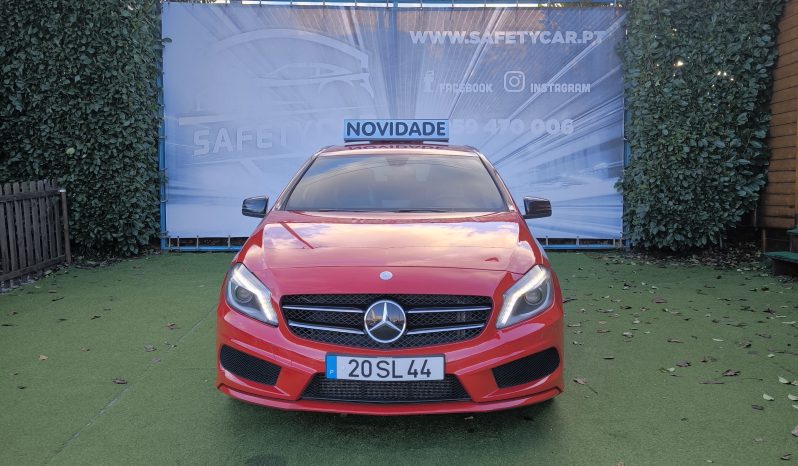 Mercedes-Benz A180 d Pack AMG completo