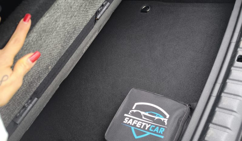 BMW 216 Gran Coupé 1.5 Sport Line Auto completo