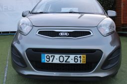 Kia Picanto completo