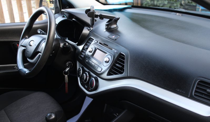 Kia Picanto completo