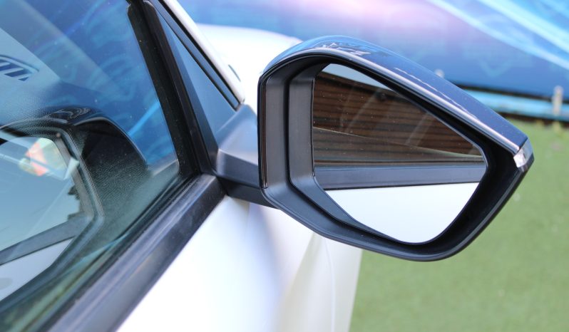 Peugeot 308 1.5 Blue HDi Style completo