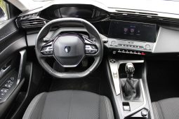 Peugeot 308 1.5 Blue HDi Style completo