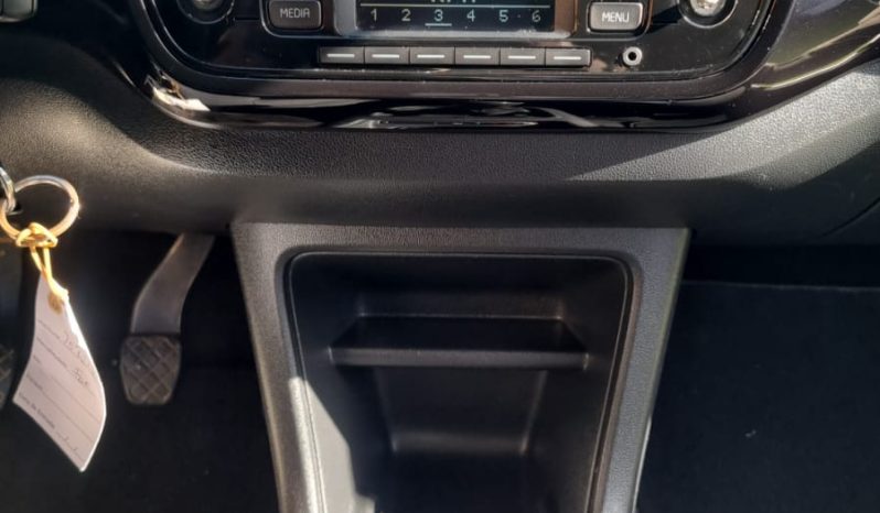 volkswagen UP 1.0 completo