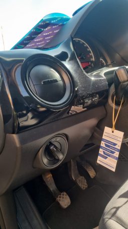 volkswagen UP 1.0 completo