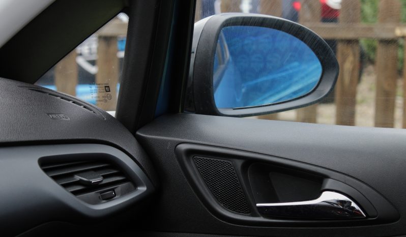 Opel Corsa 1.2 | 2018 completo