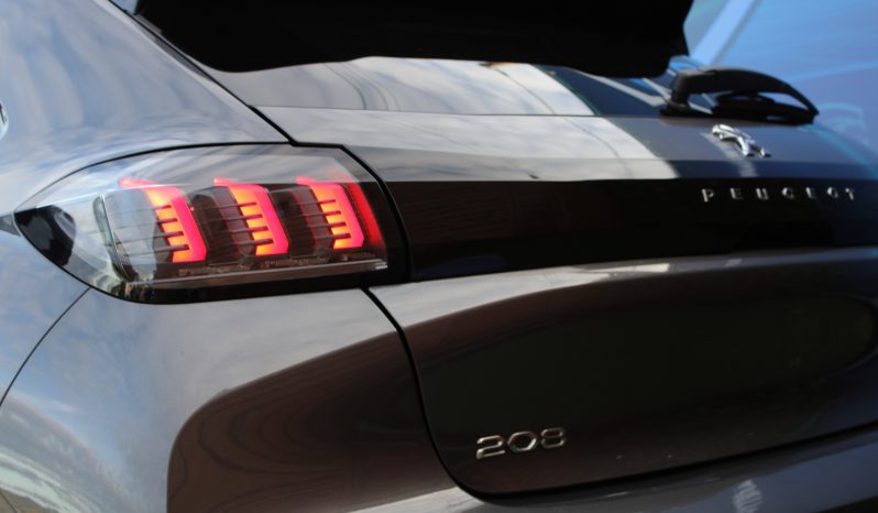 Peugeot 208 1.2 PureTech Allure Auto | 2021 completo