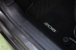Peugeot 208 1.2 PureTech Allure Auto | 2021 completo