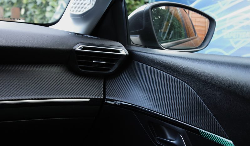 Peugeot 208 1.2 PureTech Allure Auto | 2021 completo