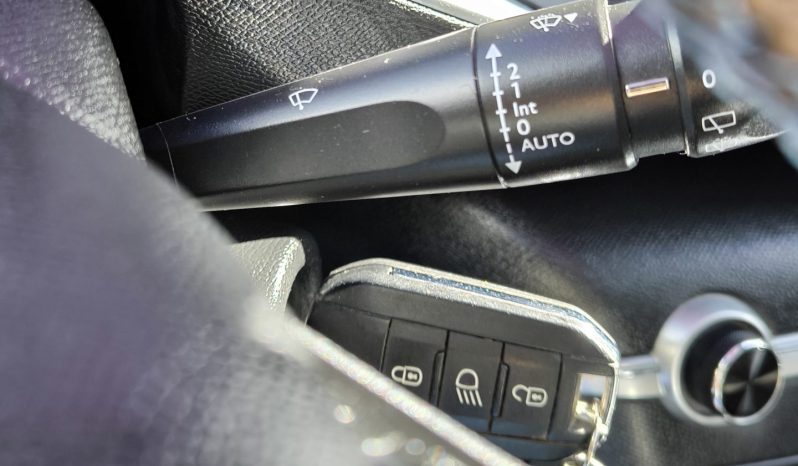 Peugeot 308 1.5 Blue HDI Style | 2021 completo