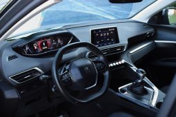 Peugeot 3008 1.5 BlueHDI Active | 2020 completo