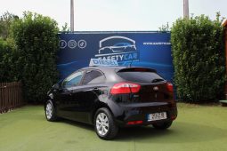 Kia Rio 1.1 CRDi LX | 2013 completo